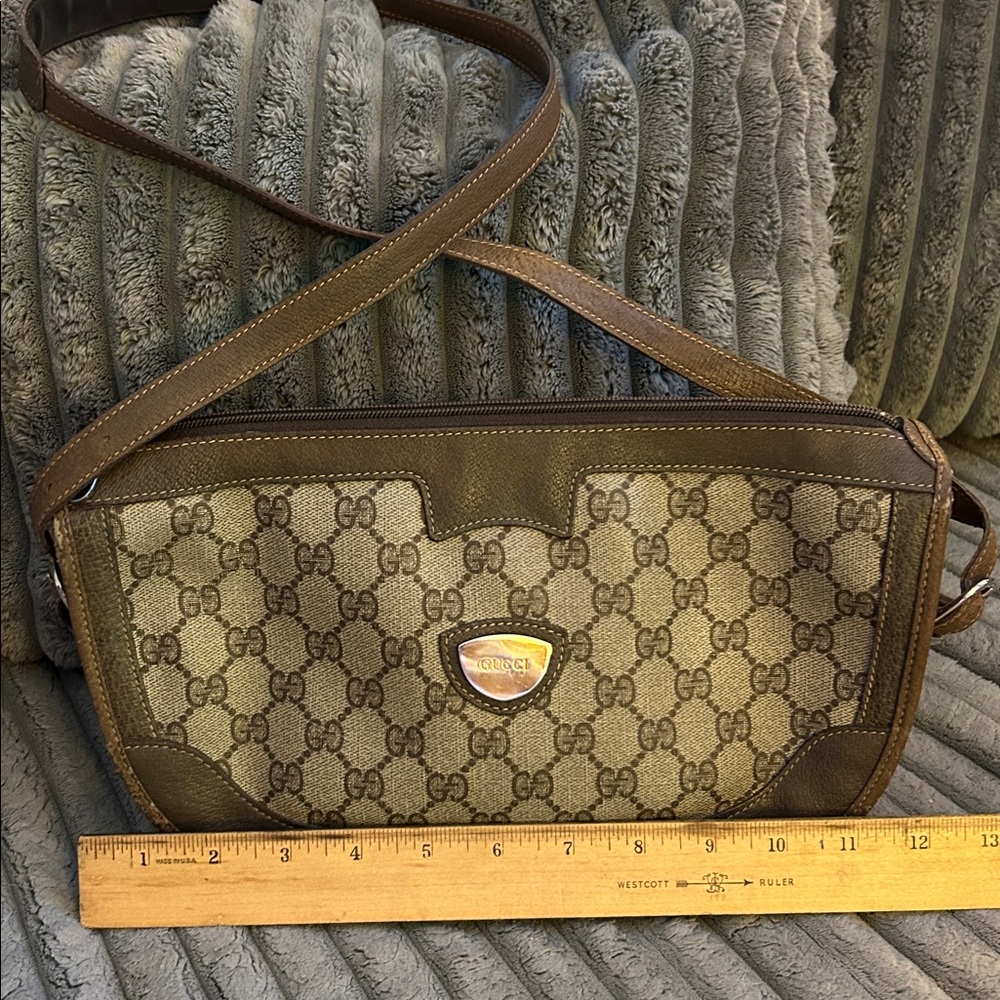 Gucci Vintage GG Supreme Monogram Shoulder Bag Coated Canvas Half Moon Purse - Picture 11 of 16